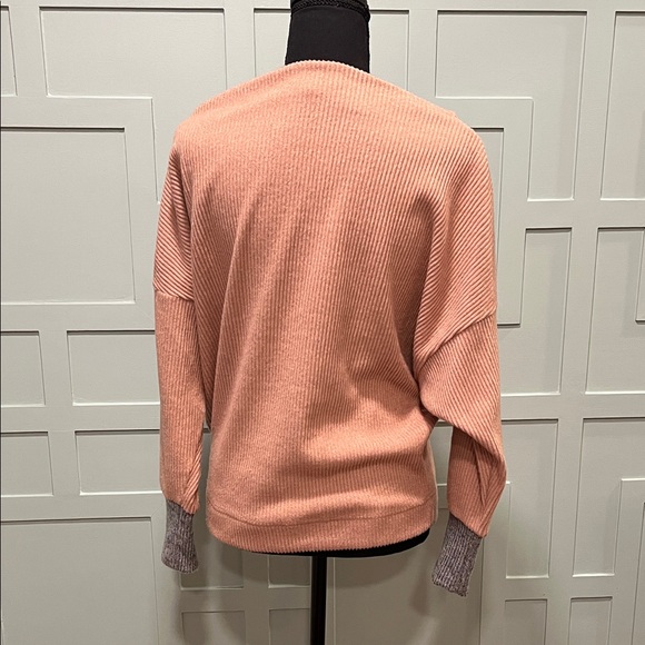THML Off-the-Shoulder Sweater - Rose and Light Gray - Picture 4 of 5